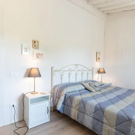 Il Mondanespole By Interhome